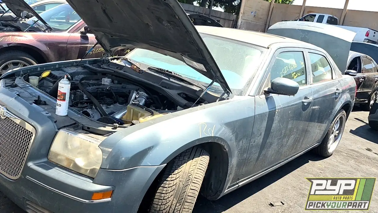 Photo of 2005 Chrysler 300