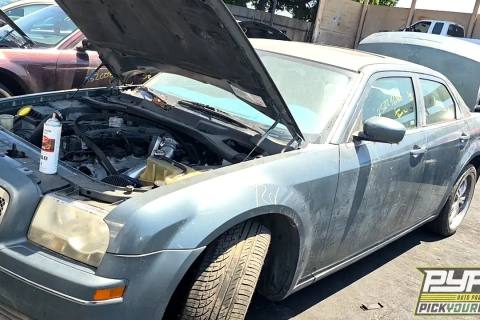 Photo of 2005 Chrysler 300