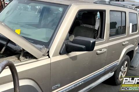 Photo of 2006 Jeep Commander
