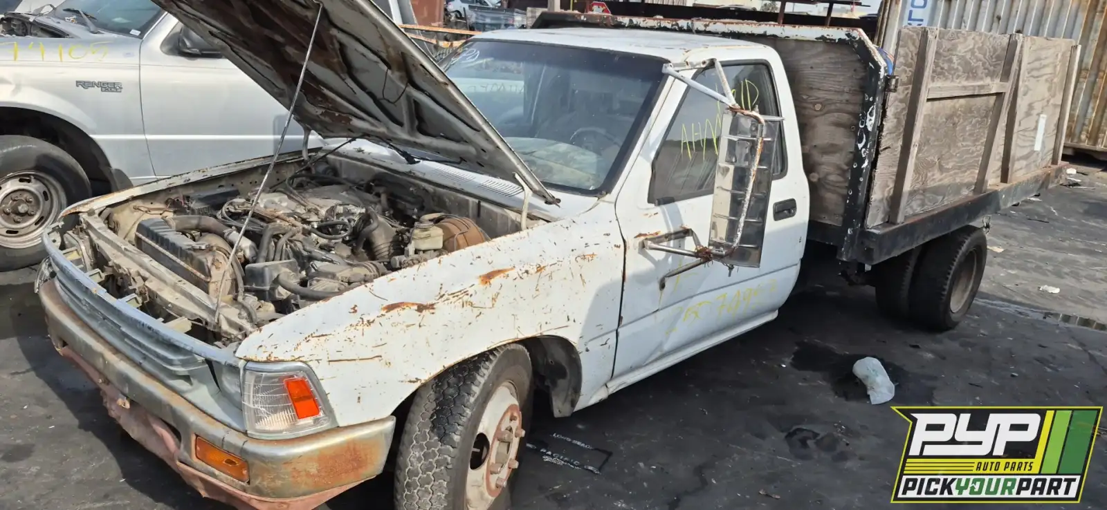 Photo of 1990 Toyota Pickup