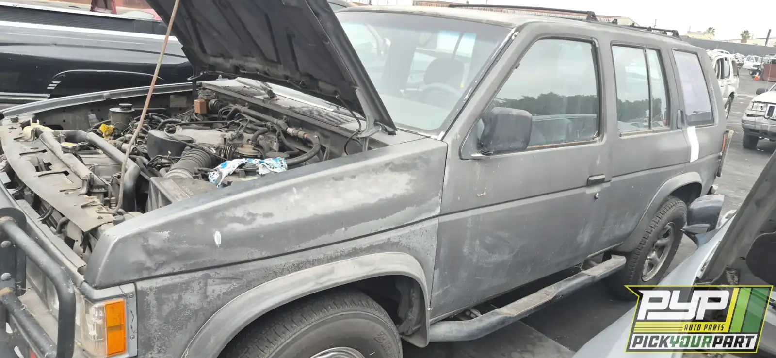 Photo of 1991 Nissan Pathfinder