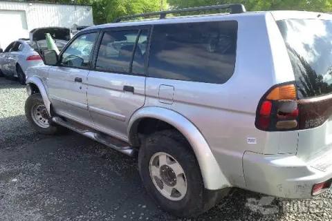 Photo of 2002 Mitsubishi Montero Sport