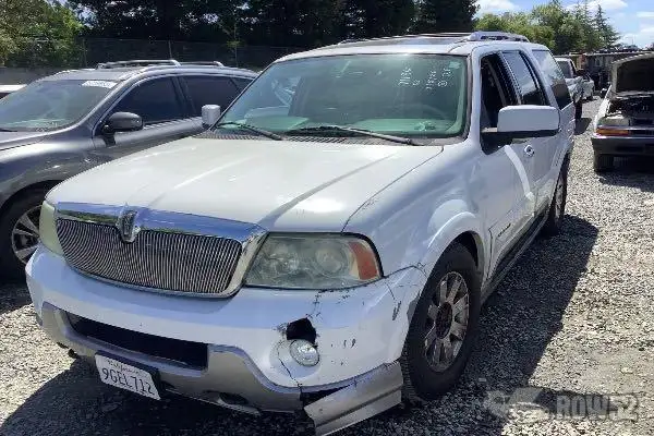 Photo of 2003 Lincoln Navigator