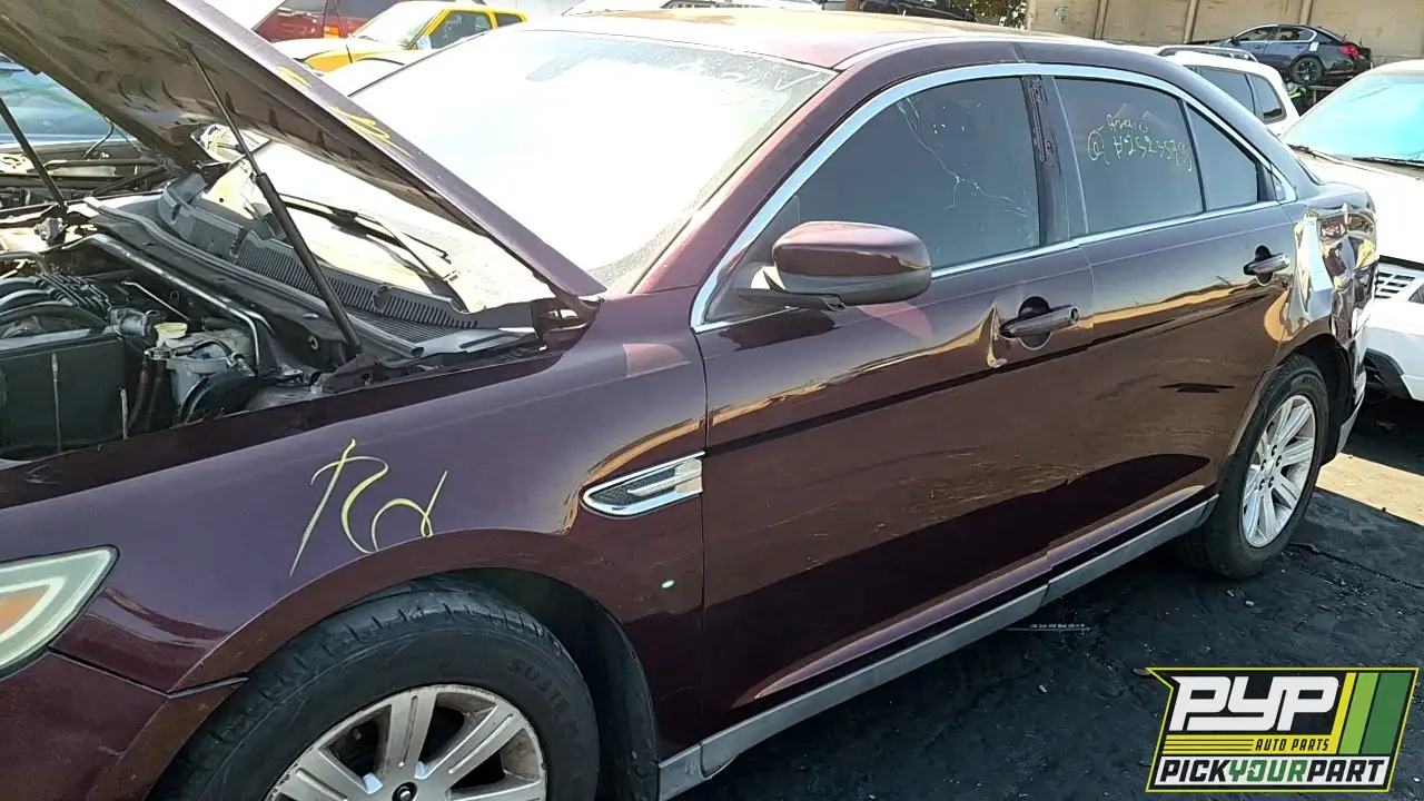 Photo of 2011 Ford Taurus