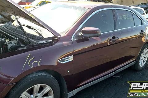 Photo of 2011 Ford Taurus