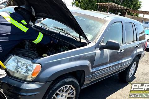 Photo of 2004 Jeep Grand Cherokee