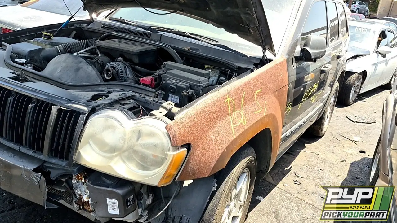 Photo of 2005 Jeep Grand Cherokee