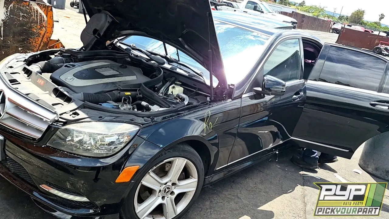 Photo of 2011 Mercedes-Benz C300