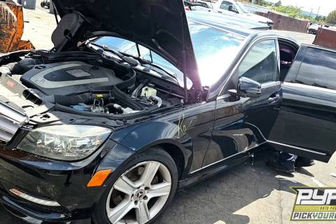 Photo of 2011 Mercedes-Benz C300