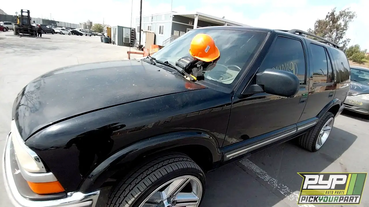 Photo of 2001 Chevrolet Blazer
