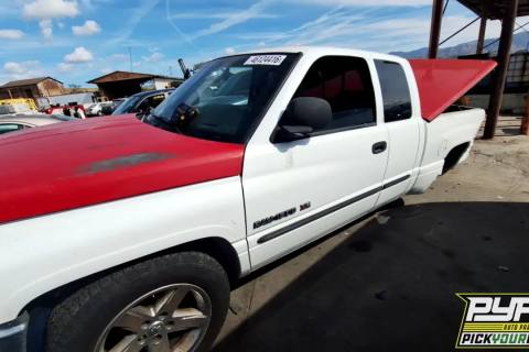 Photo of 2001 Dodge Ram 1500