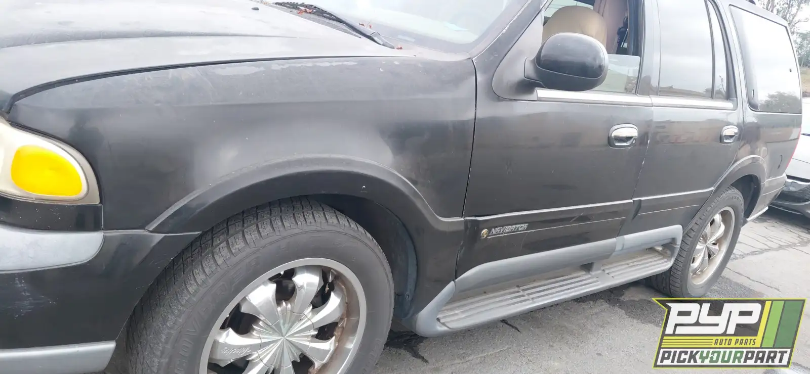 Photo of 1998 Lincoln Navigator