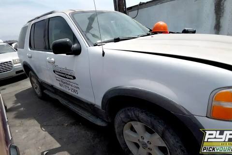 Photo of 2003 Ford Explorer