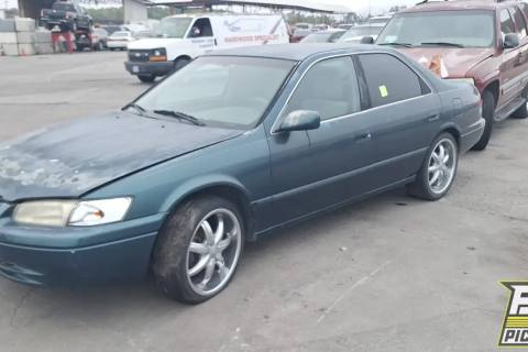 Photo of 1997 Toyota Camry