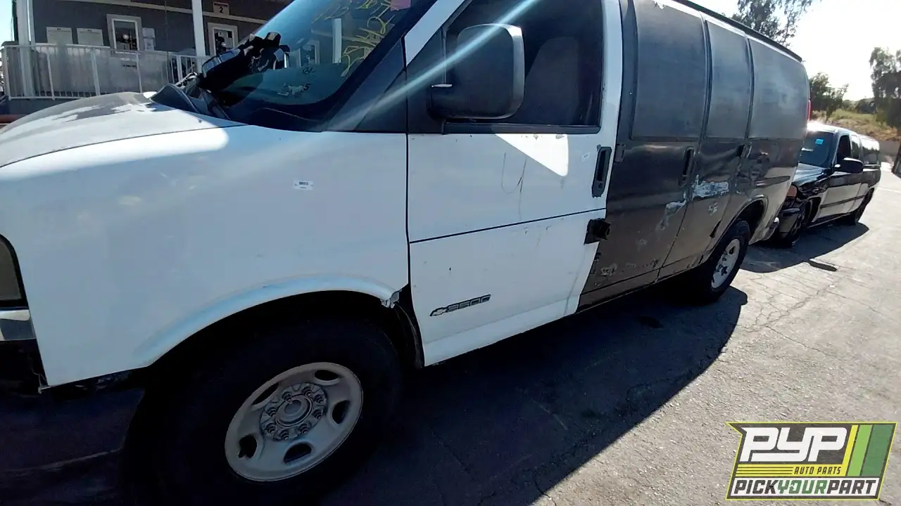 Photo of 2004 Chevrolet Express 2500