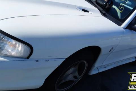Photo of 1998 Ford Mustang