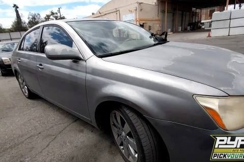 Photo of 2005 Toyota Avalon