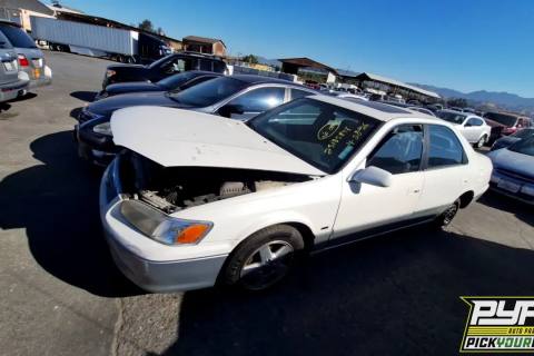 Photo of 2001 Toyota Camry