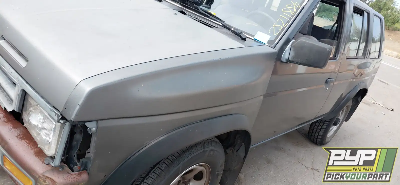 Photo of 1995 Nissan Pathfinder