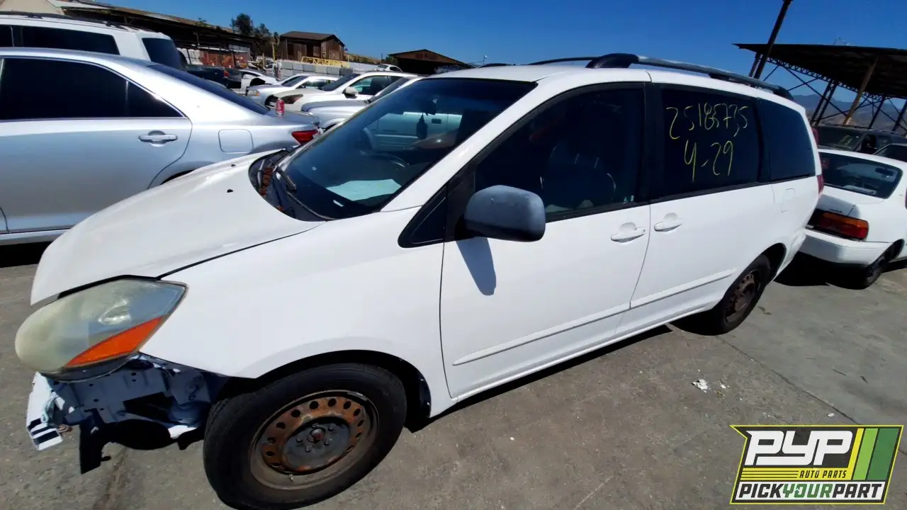 Photo of 2008 Toyota Sienna