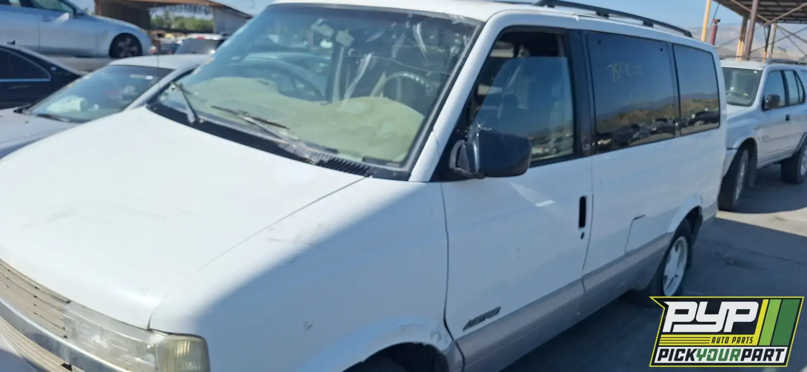 Photo of 1999 Chevrolet Astro