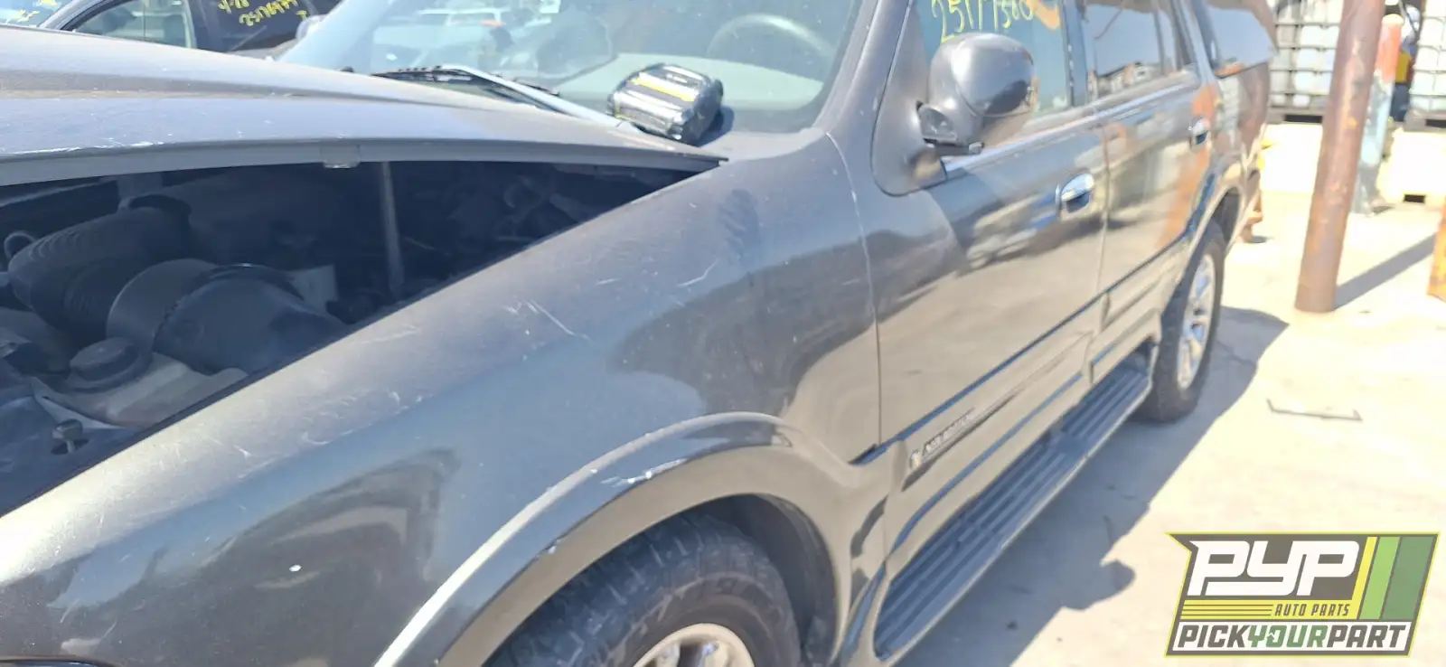 Photo of 1998 Lincoln Navigator