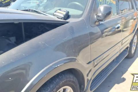 Photo of 1998 Lincoln Navigator