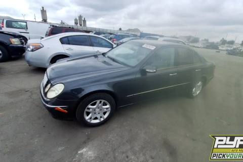 Photo of 2003 Mercedes-Benz E320