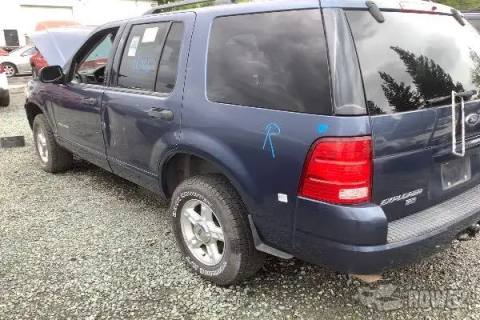 Photo of 2004 Ford Explorer