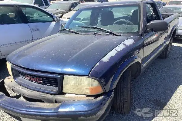 Photo of 1999 GMC Sonoma