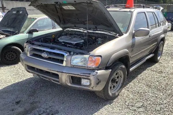 Photo of 2001 Nissan Pathfinder