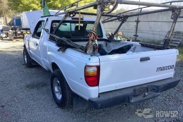 Photo of 2003 Mazda Truck