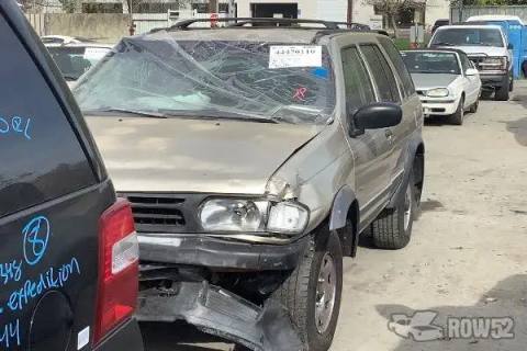 Photo of 1997 Nissan Pathfinder