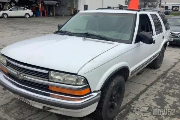 Photo of 1999 Chevrolet Blazer