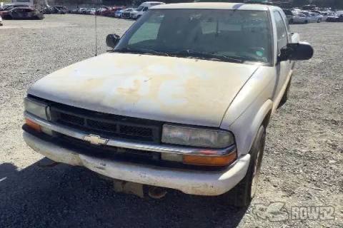 Photo of 1999 Chevrolet S10 Pickup