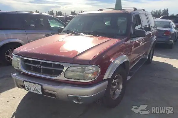 Photo of 2000 Ford Explorer