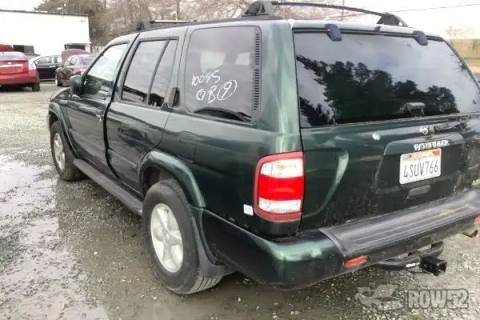 Photo of 2001 Nissan Pathfinder