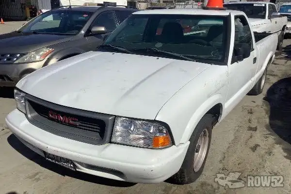 Photo of 2002 GMC Sonoma