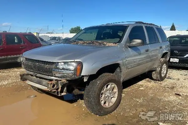 Photo of 2004 Chevrolet Trailblazer