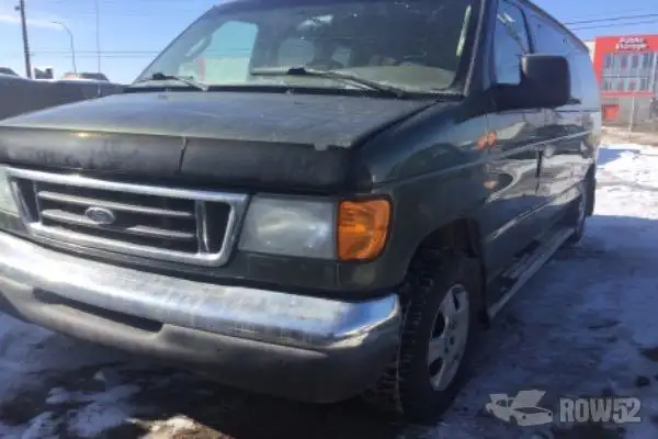 Photo of 2004 Ford Econoline