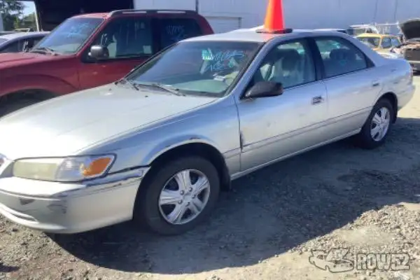 Photo of 2000 Toyota Camry