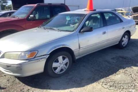 Photo of 2000 Toyota Camry