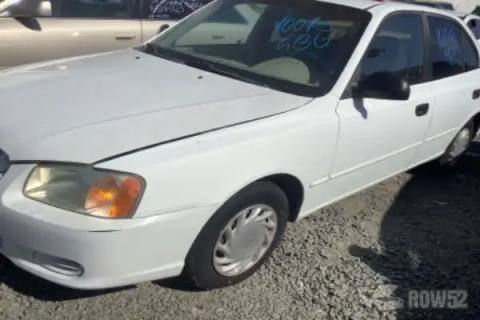 Photo of 2002 Hyundai Accent