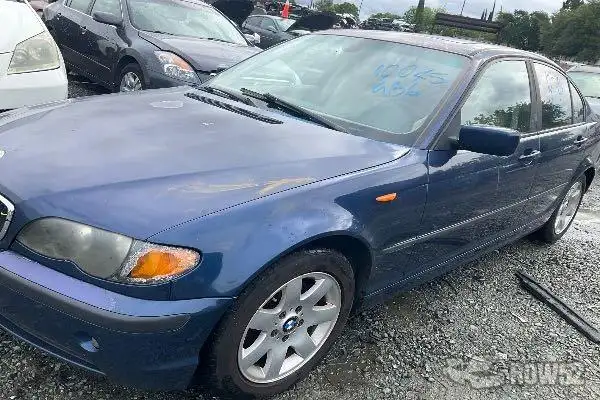 Photo of 2004 BMW 3-Series