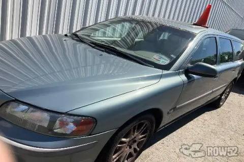 Photo of 2002 Volvo V70