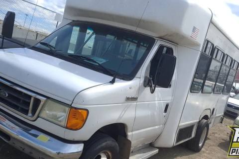 Photo of 2007 Ford E-350 Econoline