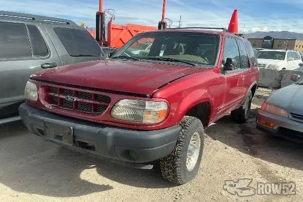 Photo of 2000 Ford Explorer