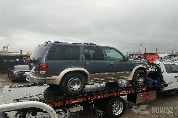 Photo of 1998 Ford Explorer