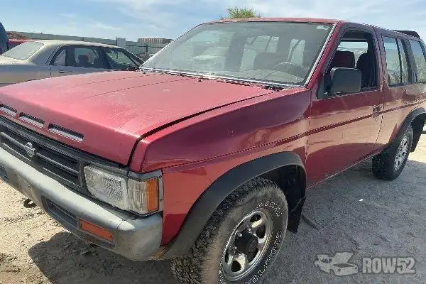 Photo of 1994 Nissan Pathfinder