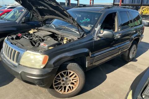 Photo of 2004 Jeep Grand Cherokee